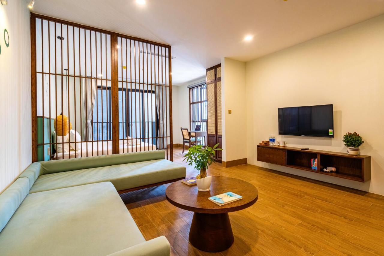 Sea Breeze Condotel Danang Экстерьер фото