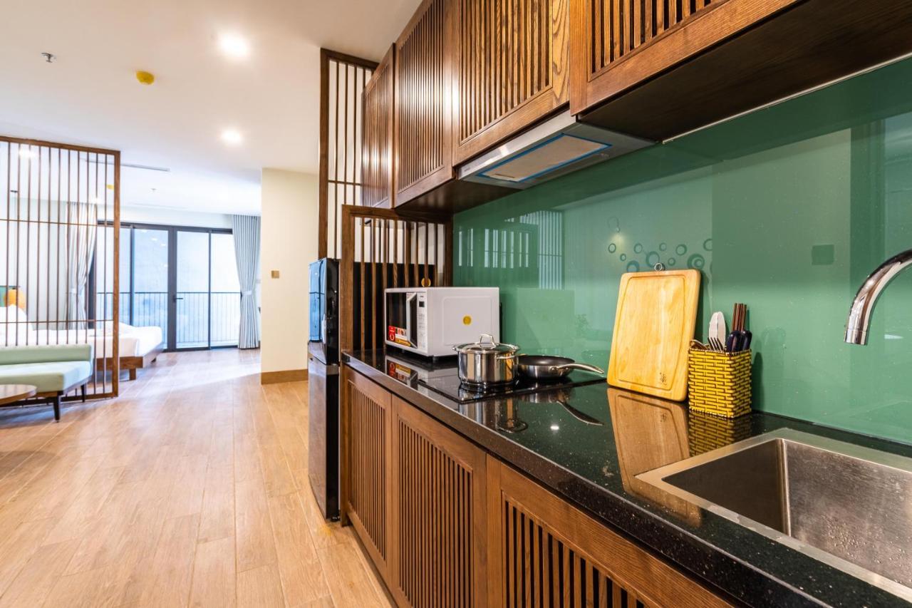 Sea Breeze Condotel Danang Экстерьер фото